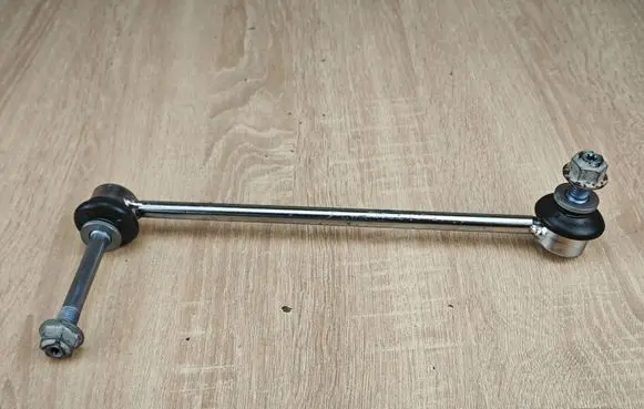 BMW X5 G05 Front anti-roll bar/stabilizer link 6881807