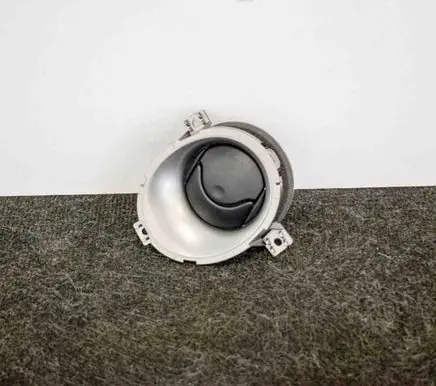 Nissan Juke I F15 Dashboard air vent grill cover trim 