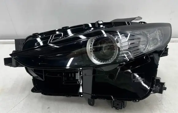 Mazda CX-30 Headlight/headlamp DFR751040