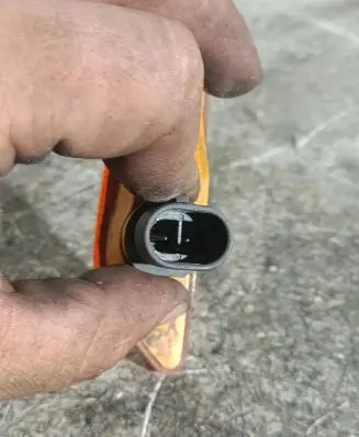 Front fender indicator light