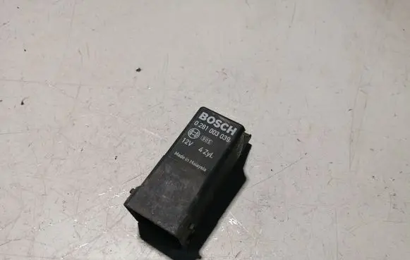Peugeot Boxer Glow plug pre-heat relay 0281003039
