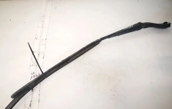 Mercedes-Benz B W245 Front wiper blade arm