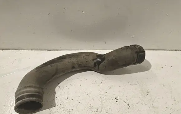 Opel Zafira B Intercooler hose/pipe 55557038 315840884