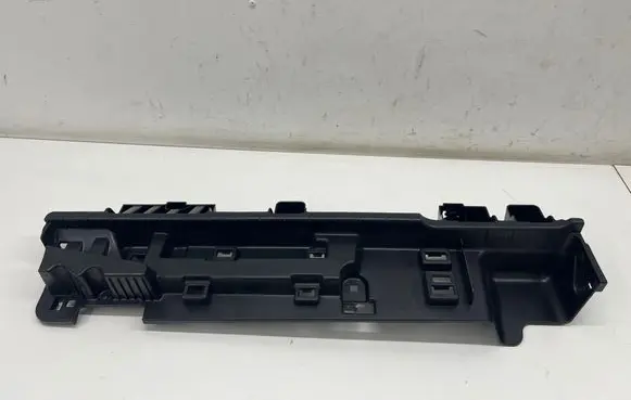 Peugeot 3008 III Other trunk/boot trim element 9840979480