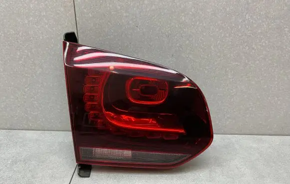 Volkswagen Golf VI Tailgate rear/tail lights 5K7945307