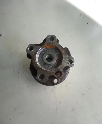 Volkswagen T-Roc Rear wheel ball bearing 8Q1611016