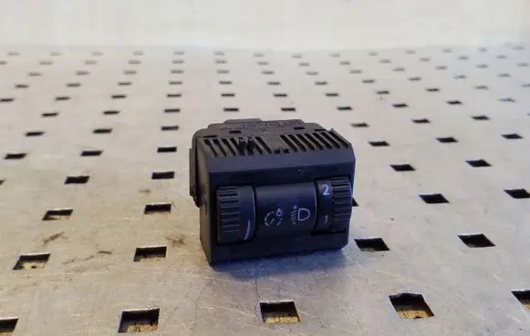 Headlight level height control switch