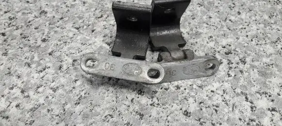 Volkswagen Polo III 6N 6N2 6NF Tailgate hinge 
