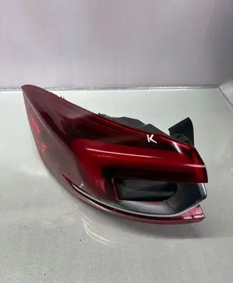 Opel Insignia B Rear/tail lights 39099112