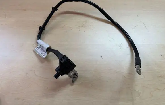 Audi A1 Negative earth cable (battery) 8K0915181G
