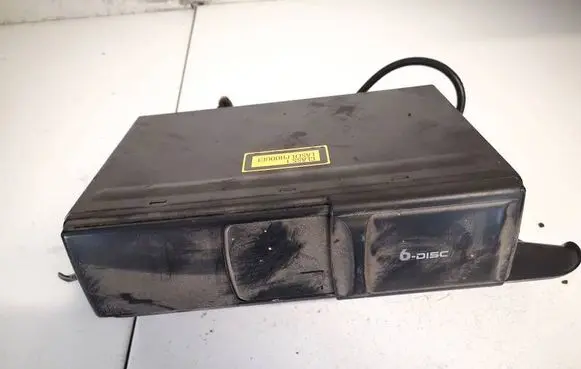Skoda Octavia Mk1 (1U) CD/DVD changer 