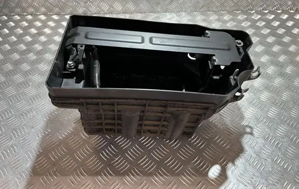 Renault Arkana Battery box tray PU19432
