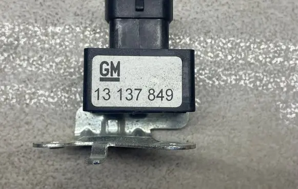 Opel Zafira B Sensor 13137849