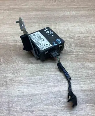 Mercedes-Benz E W211 Alarm control unit/module A2118209626 510080490 WITHPLUG