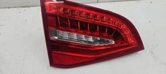 Audi A4 S4 B9 Tailgate rear/tail lights 8K9945093E