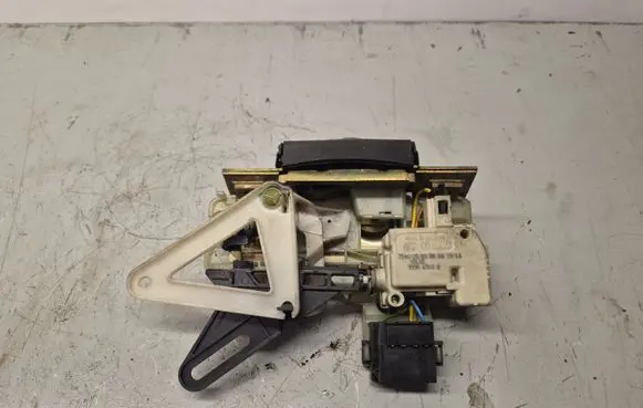 Volvo V70 Tailgate/trunk/boot lock/catch/latch 999065180