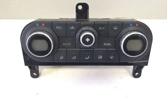 Nissan Qashqai Climate control unit A02000A7707000 27500 JD45B