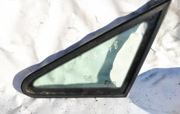 Ford Galaxy Front triangle window/glass 