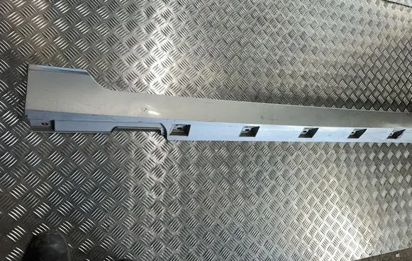 Volkswagen PASSAT B8 Sill 3G0853858