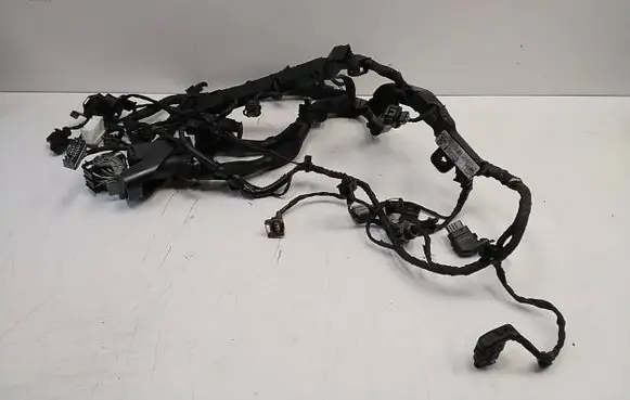 Hyundai i40 Engine installation wiring loom 914003Z130