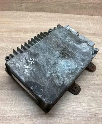 Chrysler Voyager Engine control unit/module ECU P04727402AI