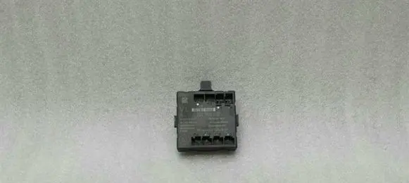 Mercedes-Benz E C207 W207 Door control unit/module A2079001100