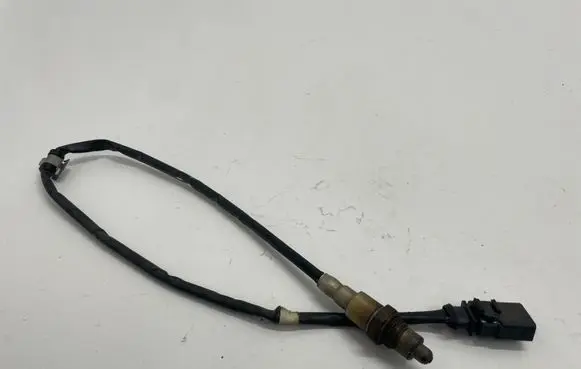 Volkswagen Touran III Lambda probe sensor 04E906262BJ