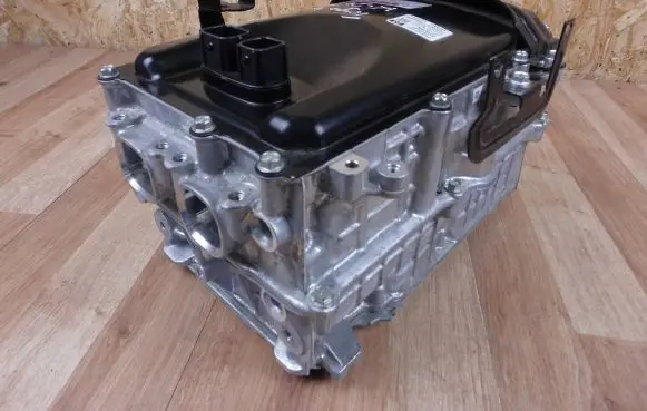 Toyota Yaris Cross Voltage converter inverter G9200K2011