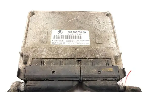 Skoda Octavia Mk1 (1U) Engine control unit/module ECU 06A906033BG