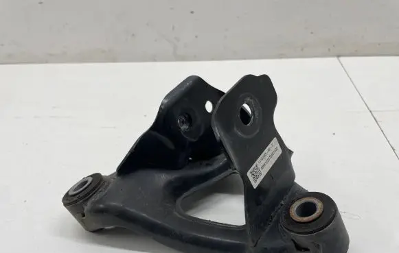 Tesla Model 3 Engine mounting bracket 111023300C