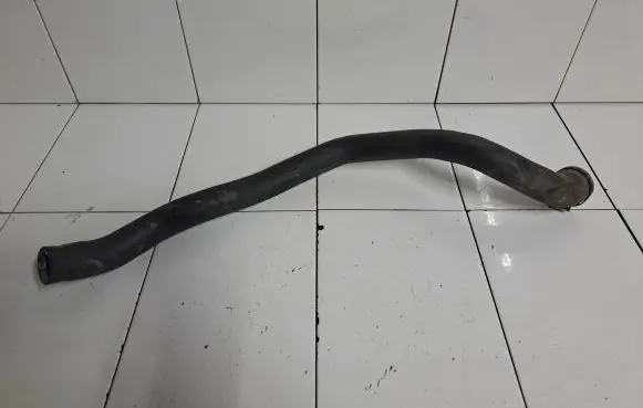Volvo V70 Engine coolant pipe/hose 09492891