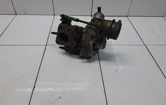 Skoda Fabia Mk1 (6Y) Turbo 045145701