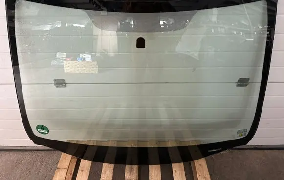 Opel Meriva B Front windscreen/windshield window 