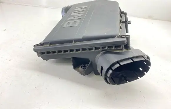 BMW 6 F06 Gran coupe Air filter box 7605913 13717605913