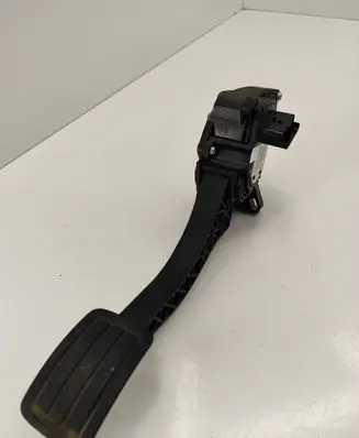 Peugeot 5008 II Accelerator throttle pedal 0280755273 7553612