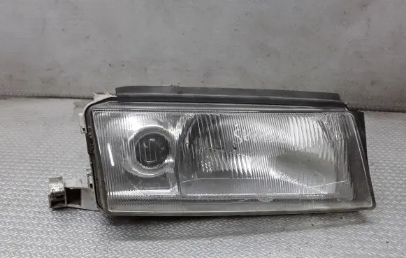 Skoda Octavia Mk1 (1U) Headlight/headlamp 24608600