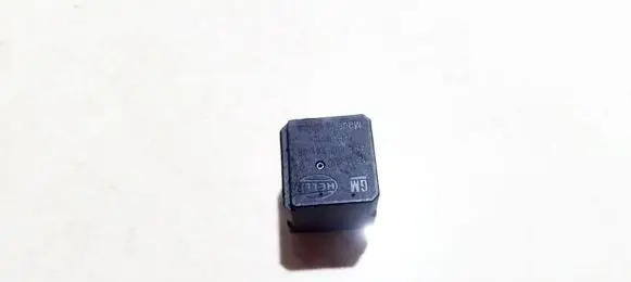 Opel Zafira B Other relay 13171831 4ra007791-05