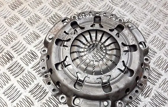 Ford Focus Pressure plate 123032310
