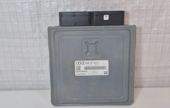 Skoda Octavia Mk3 (5E) Engine control unit/module 06K907425A 5WA1200901