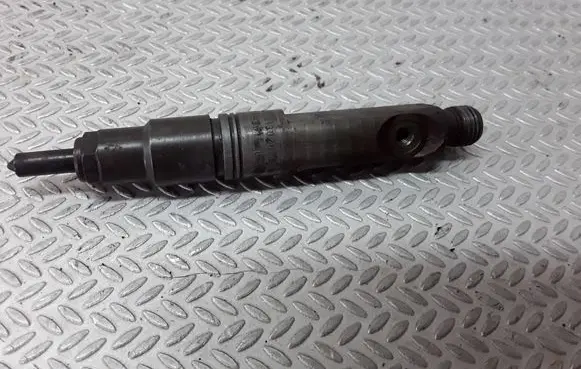 Volvo S80 Fuel injector 074130201Q