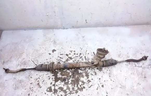 Toyota Yaris Steering rack 28015064