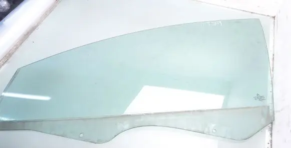 Citroen C5 Front door window glass four-door AS2