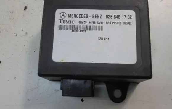 Mercedes-Benz Sprinter W901 W902 W903 W904 Immobilizer control unit/module 0265451732