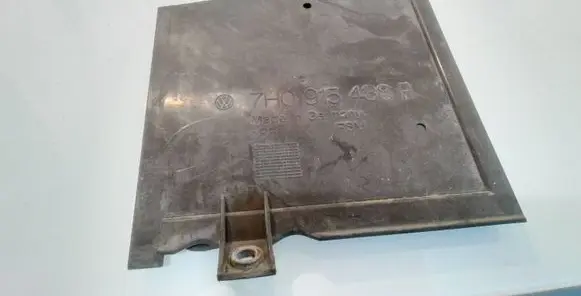 Volkswagen Transporter - Caravelle T5 Battery tray heat shield 7H0915438A