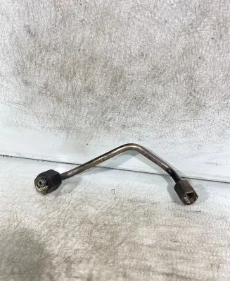 Hyundai Santa Fe Fuel injector supply line/pipe 