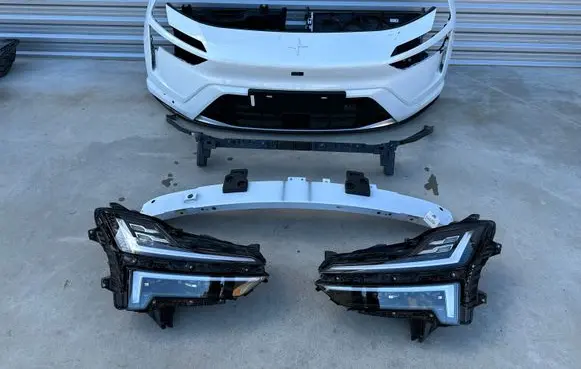 Polestar 4 Front piece kit 