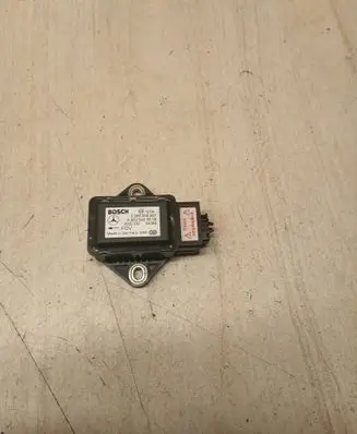 Mercedes-Benz A W169 ESP acceleration yaw rate sensor 0265005267 0032330