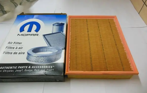 Jeep Cherokee IV KK Air filter K68037059AA