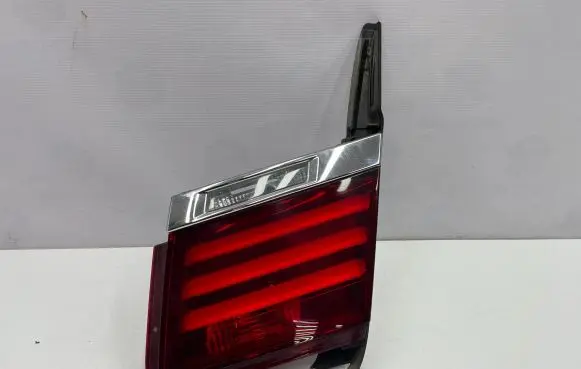 BMW 7 F01 F02 F03 F04 Tailgate rear/tail lights 7300272 27000206
