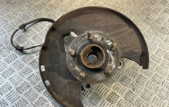 Opel Insignia A Front wheel hub spindle knuckle